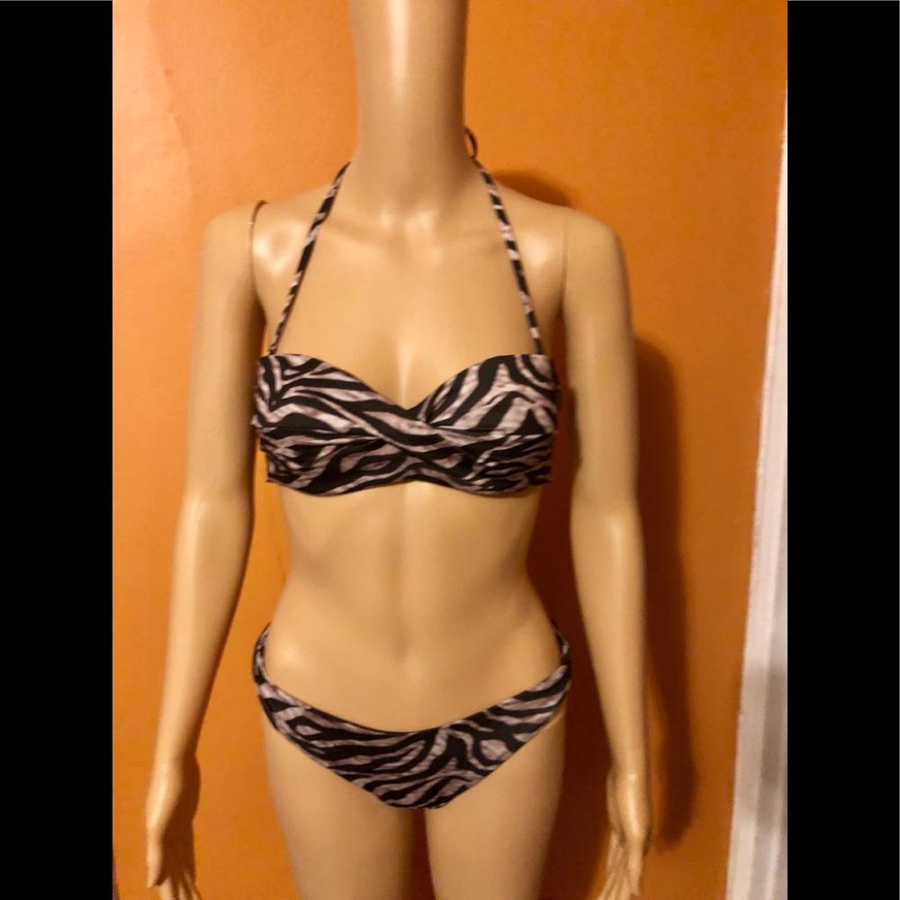SwimSuit: Two piece